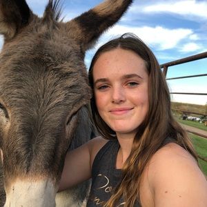 Meet your Posher, Rachel